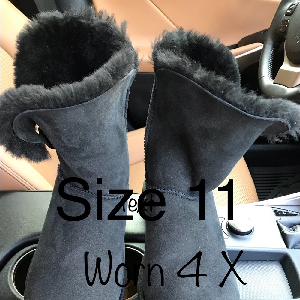 Women’s Ugg Boots Size 11 . Excellent condition!